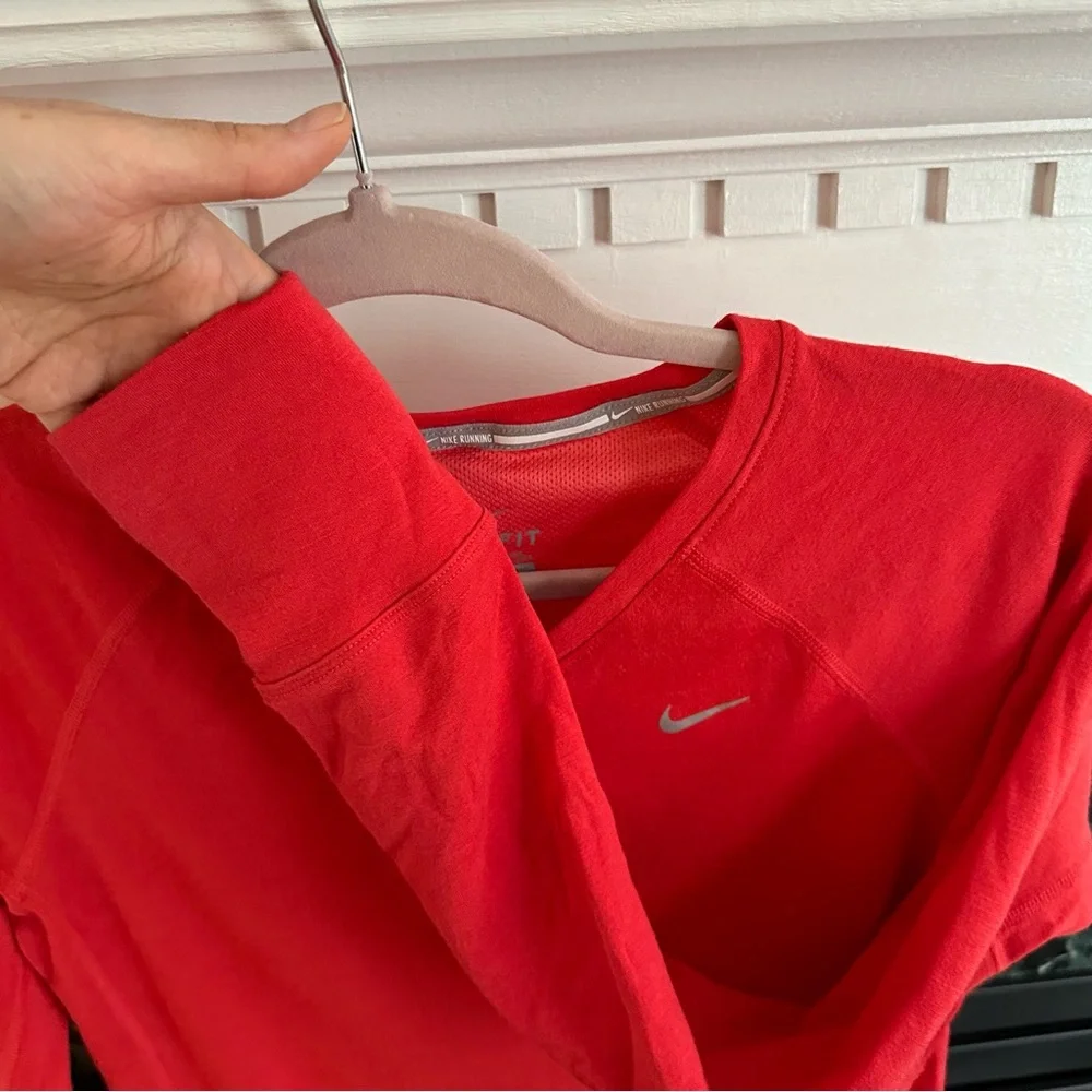 Nike Dri-Fit Long sleeve Tee size small